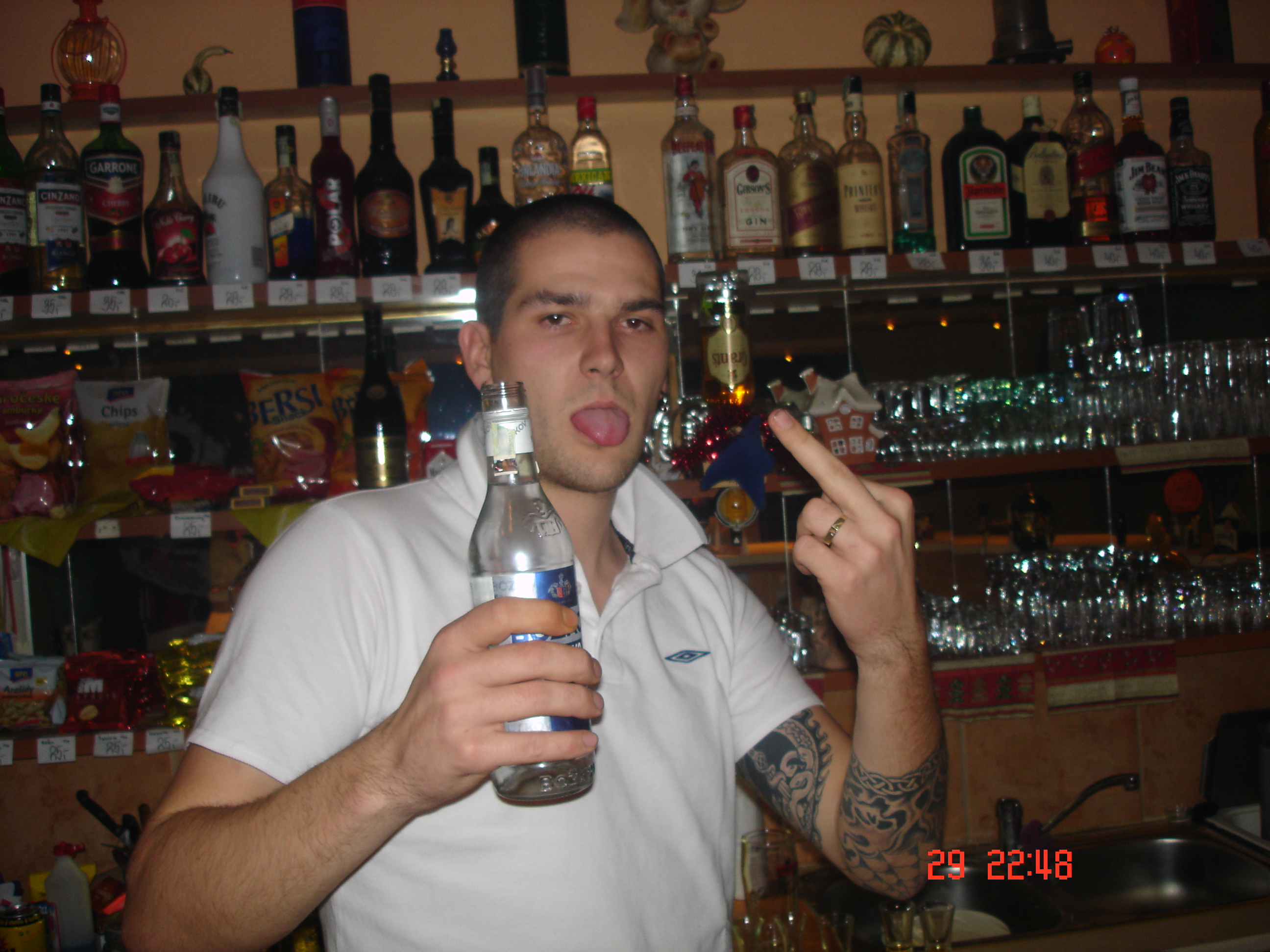 host patt 008.jpg